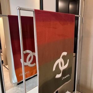 <AUTHENTIC>CHANEL Scarf